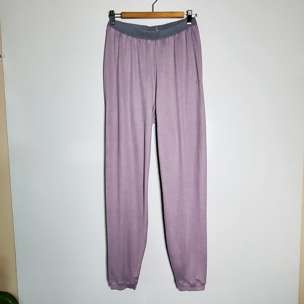 Patagonia light purple capilene base layer pants **Flaws   please see Photos